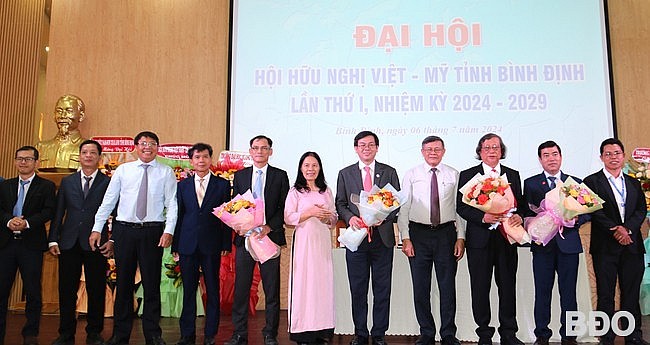 Binh Dinh, Thai Nguyen Establish Friendship Associations