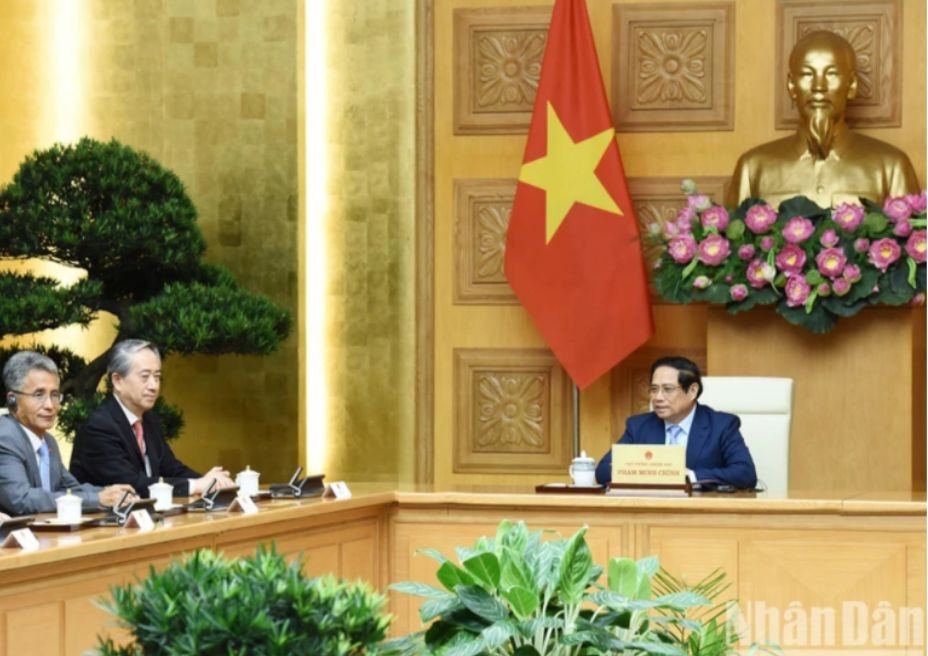 Prime Minister Pham Minh Chinh delivers a speech at the reception. (Photo: TRAN HAI)