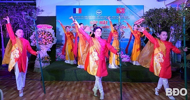 Local Cooperation: Bright Spot in Vietnam-France Relations