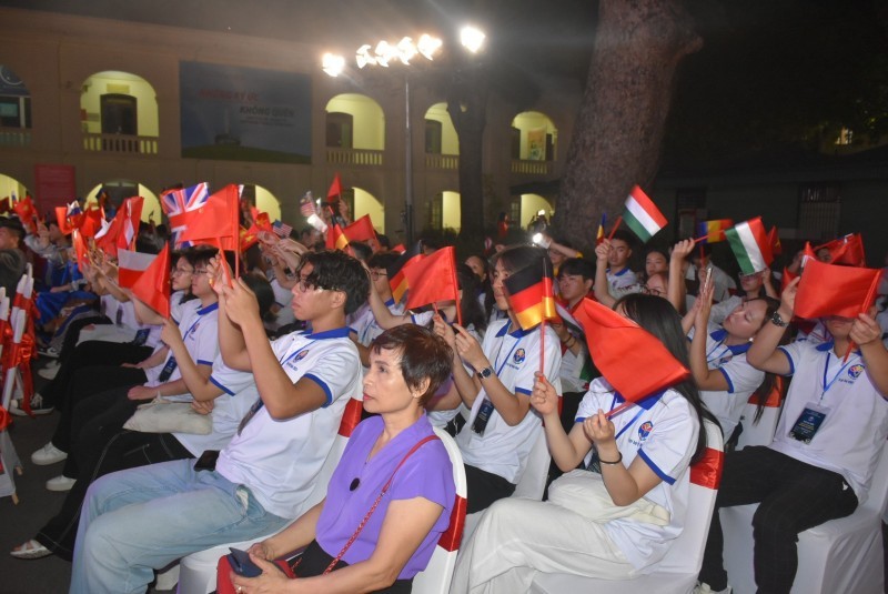 Young OVs attends at the opening ceremony of the Vietnam Summer Camp 2024 in Hanoi on July 16.