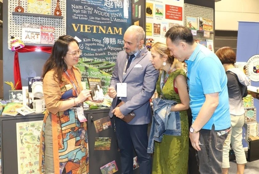Vietnamese Literature Introduced to Readers in Hong Kong (China)