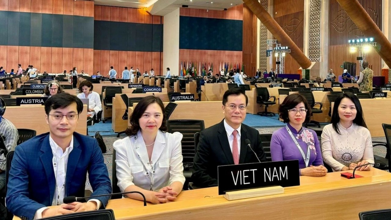 The delegation of the Ministry of Foreign Affairs and the Vietnam National Commission for UNESCO at the session. (Photo: Bao Chi)