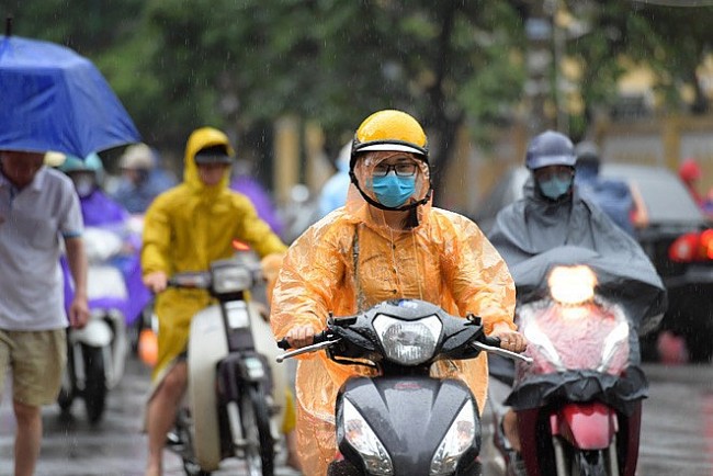 Vietnam’s Weather Forecast (July 26): Intermitten Sun In Hanoi And Heavy Rain In Ho Chi Minh City