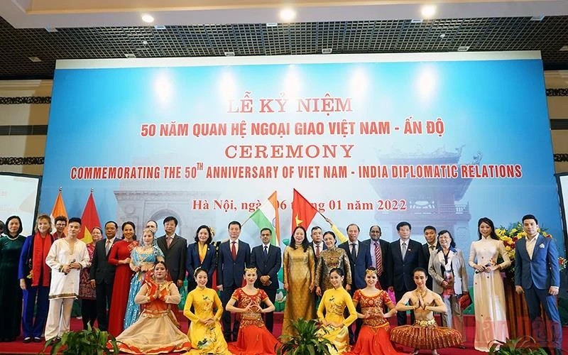 The 50th anniversary of diplomatic relations between Vietnam and India was organized by the Vietnam Union of Friendship Organizations and the Vietnam - India Friendship Association in coordination with the Indian Embassy in Vietnam, January 1/2019. 2022. (Photo: Nhan Dan)