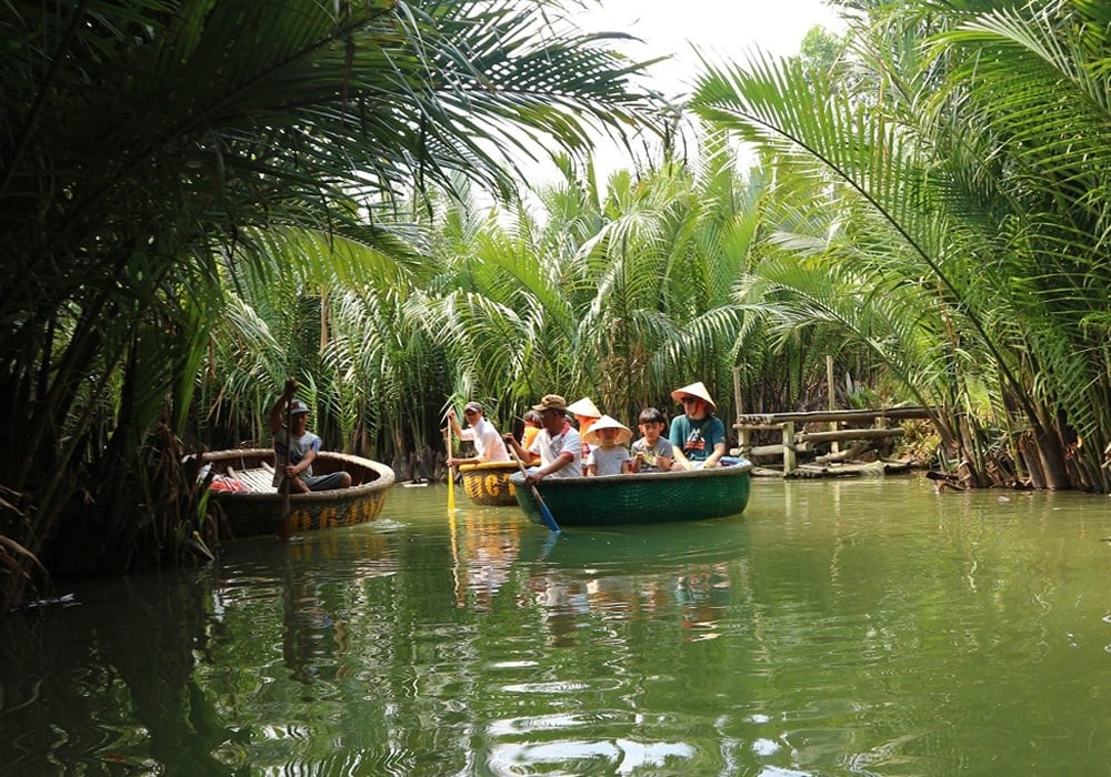 Tripadvisor: Vietnam Voted To Have The Most Exciting Boat Travel Experience