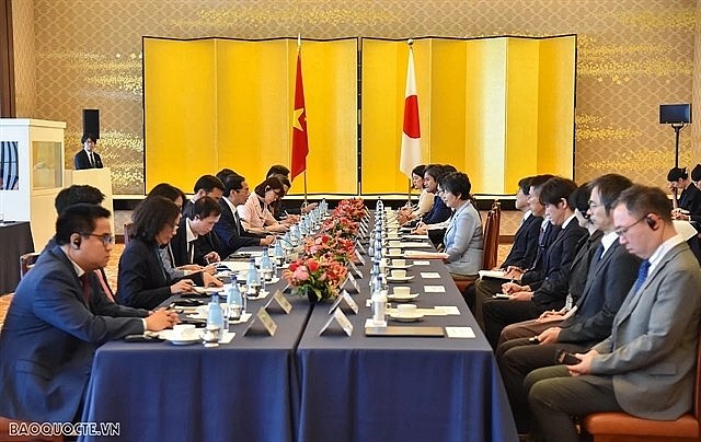 Foreign Minister Bùi Thanh Sơn and his Japanese counterpart Kamikawa Yoko co-chaired the 12th meeting of the Việt Nam-Japan Cooperation Committee in Tokyo. Photo baoquocte.vn