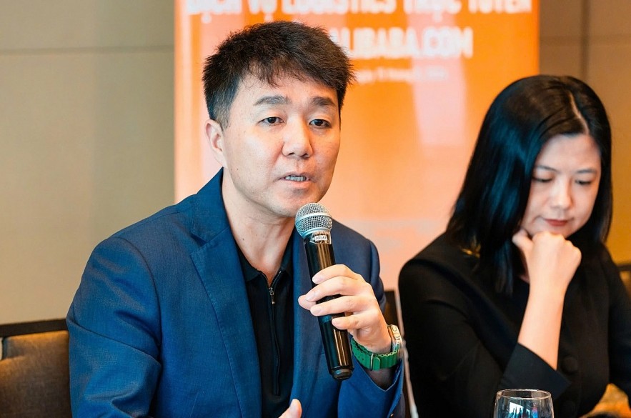 Alibaba commits to supporting Vietnamese sellers through the recently launched online logistics service. (Photo: TNO)