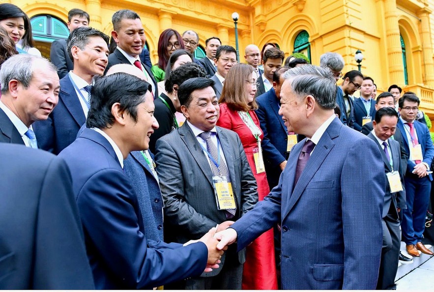 Overseas Vietnamese Make Important Contributions to Success of People's Diplomacy