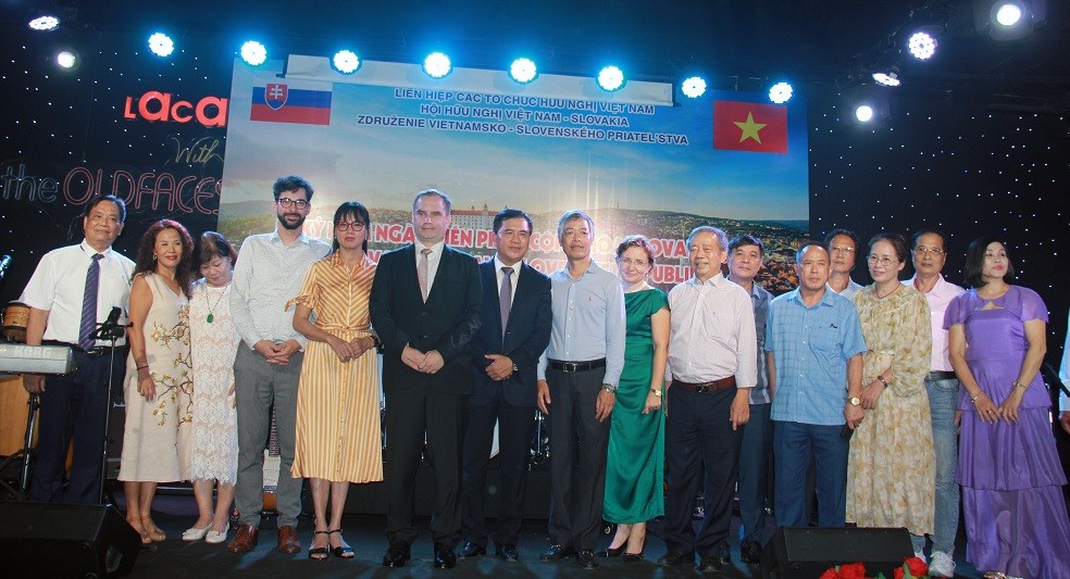 Slovakia-Vietnam Long-standing Friendship Strongly Develops