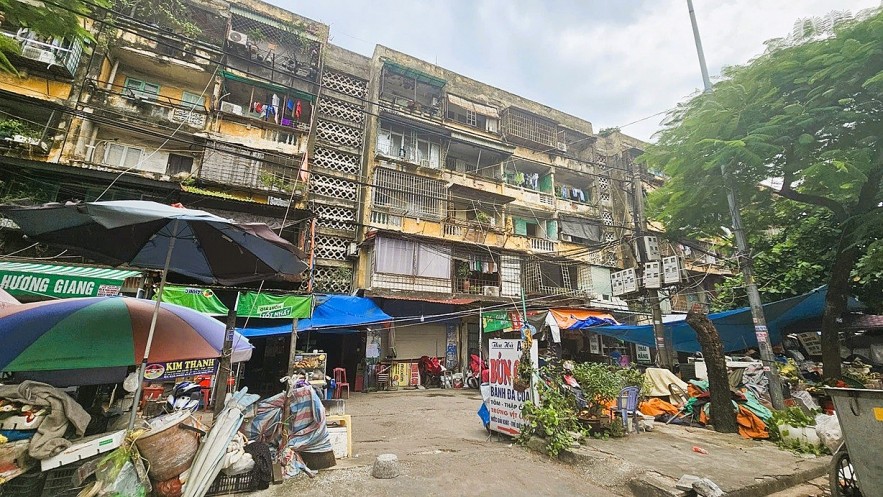 [Photo] Vietnam unites to respond to storm Yagi