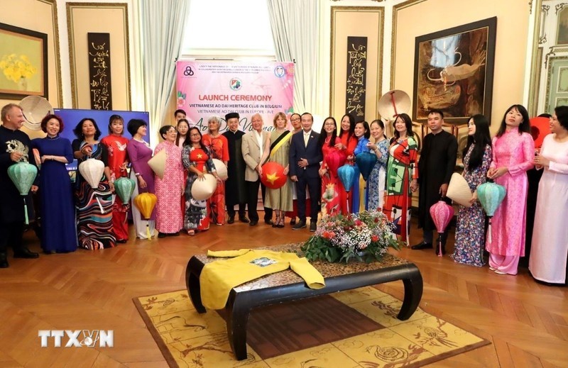 Vietnamese 'Ao dai' Heritage Club Promotes Traditional Cultural Values in Belgium