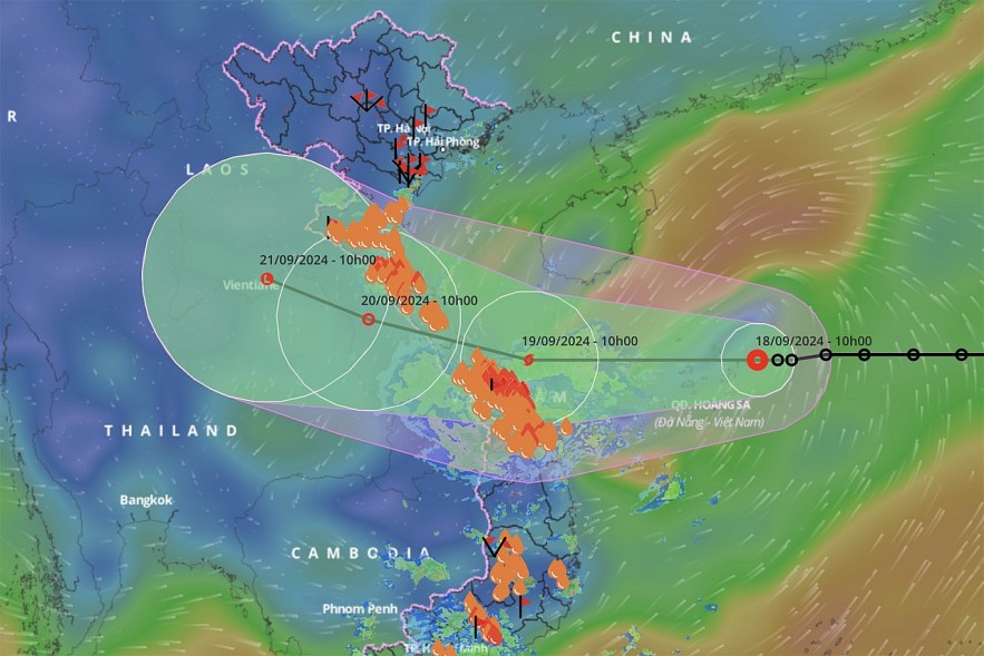 Forecast of the tropical depression's path. Photo: Vietnam Disaster Monitoring System.