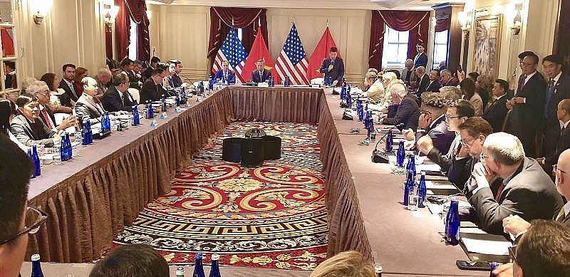 Vietnam Top Leader Meet Heads of the Communist Party and Left-wing Organizations in USA