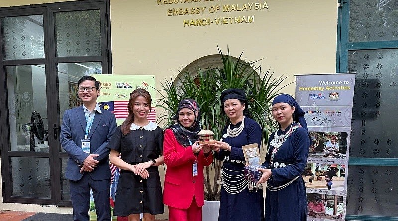 Malaysia Promotes Educational Tourism in Vietnam market