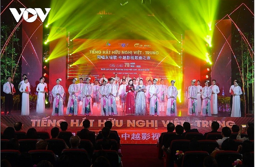 Friendship in Melody: Vietnam-China Singing Exchange