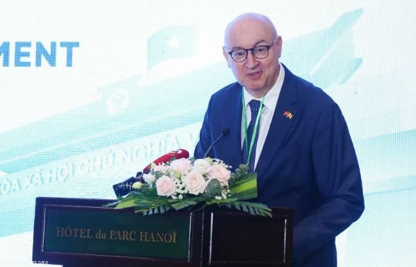 Vietnam Actively Promotes Peaceful Resolutions of Territorial Disputes