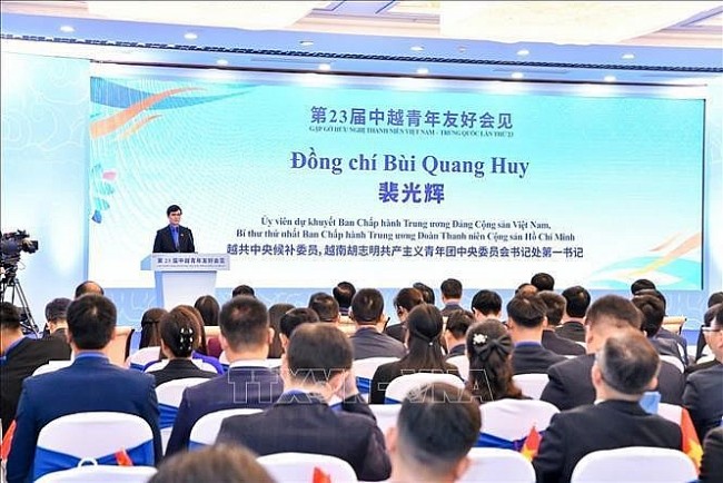 Vietnam News Today (Oct. 15): Vietnam, China Hold 23rd Youth Friendship Meeting