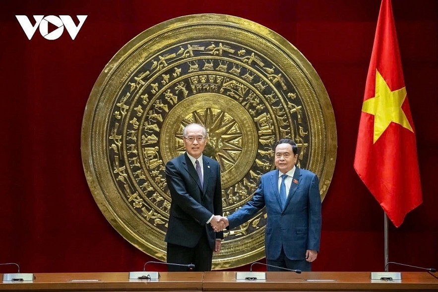 Chairman of the National Assembly Tran Thanh Man receives Chief Justice Zhang Jun from the Supreme People’s Court of China in Hanoi on October 20.