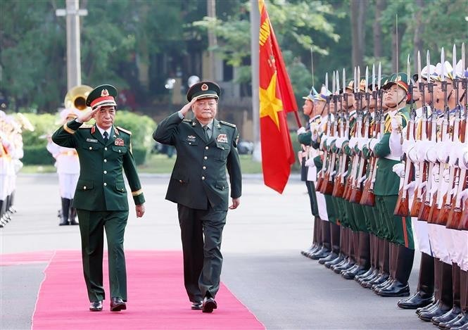 Vietnam News Today (Oct. 25): Vietnam, China Strengthen Defense Cooperation