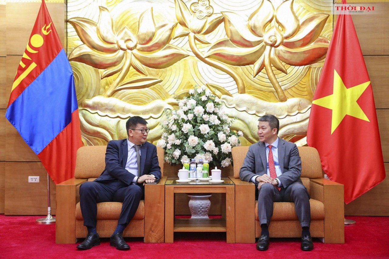 VUFO, Mongolian Embassy in Vietnam Discuss Ways to Strengthen Cooperation