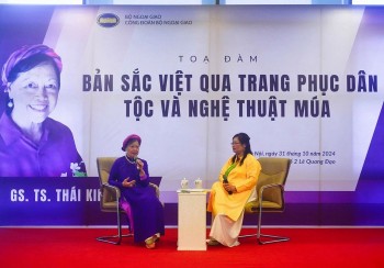 Seminar Discusses Traditional Arts' Values in Spreading Vietnamese Culture