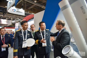 Vietnam Strengthens Naval Ties with France at Euronaval 2024