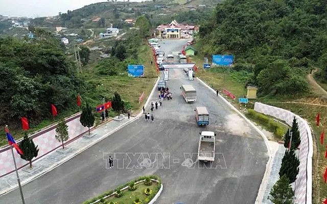 The Long Sap (Viet Nam)–Pa Hang (Laos) international border gate pair officially opens on November 19, 2024. Photo: VNA