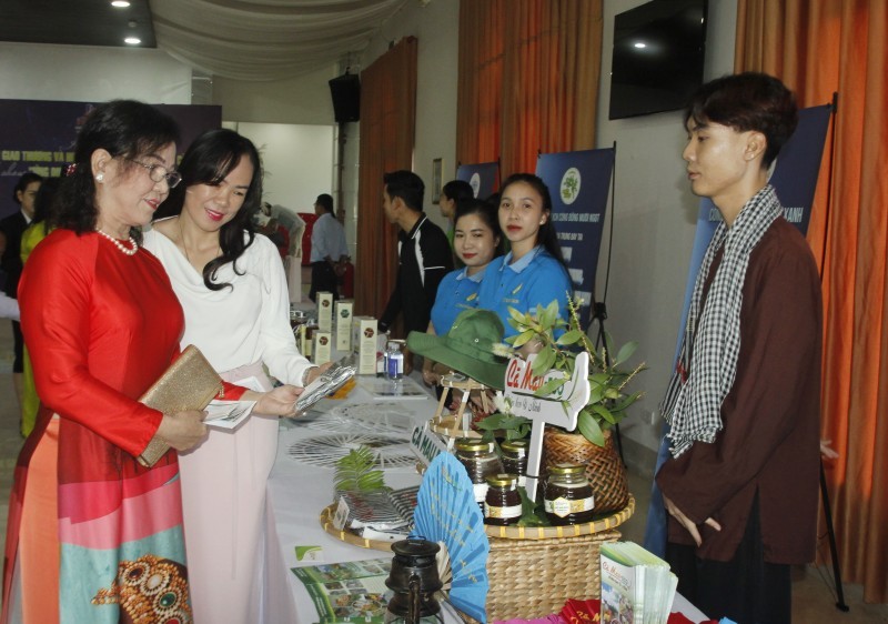 Sharing Experiences to Boost Ca Mau Tourism