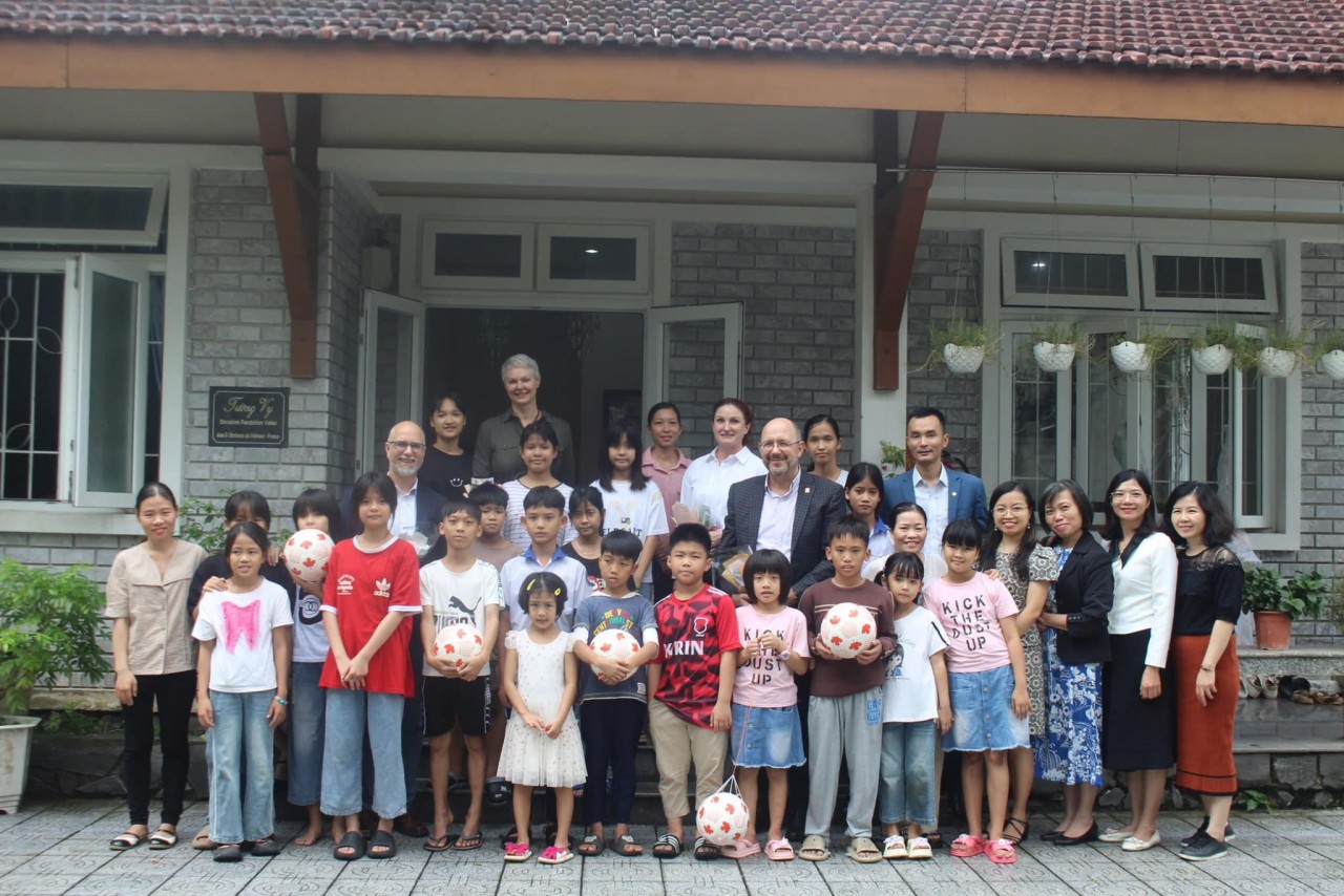 G4 Ambassadors Engage with Local Communities in Thua Thien-Hue