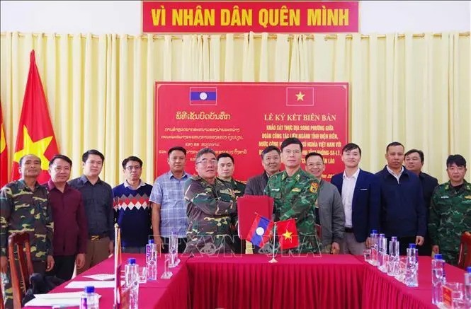 Dien Bien, Laos’ Phongsaly Conduct Bilateral Survey, Talks