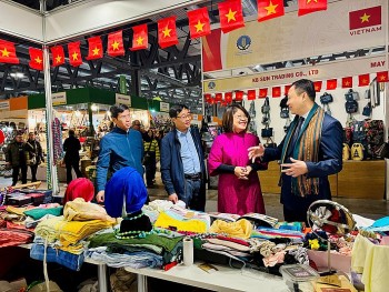 Vietnam's Handicrafts Impress European Markets