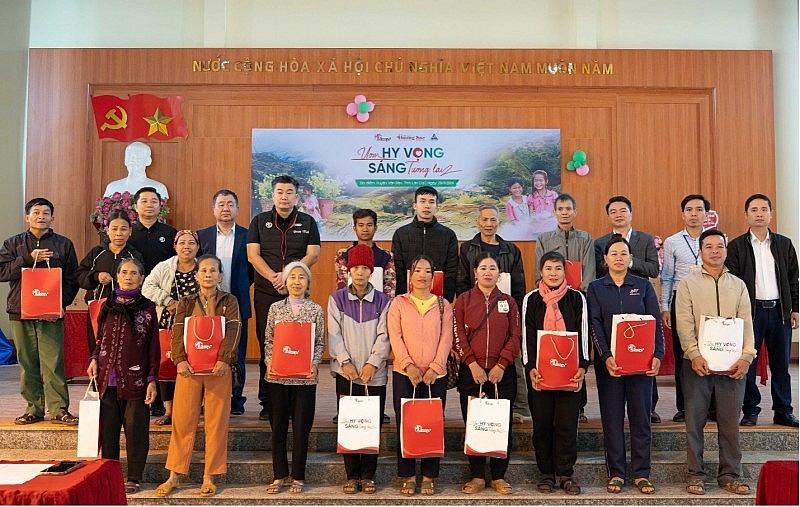 Providing meaningful gifts for the Lunar New Year