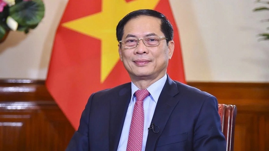 Deputy Prime Minister and Foreign Minister Bui Thanh Son of Vietnam.