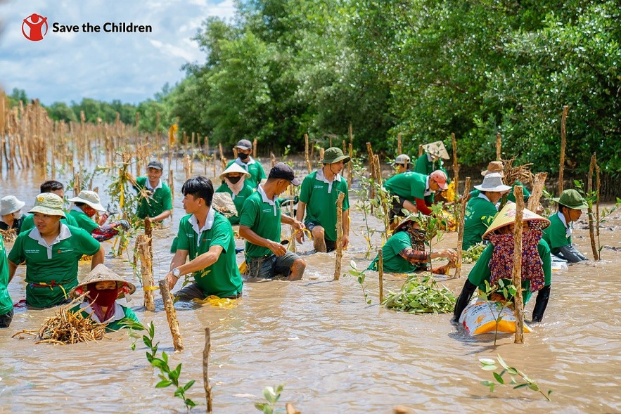 Save the Children’s 35-year Journey in Vietnam: Continuously evolving and growing for the benefit of Vietnamese children