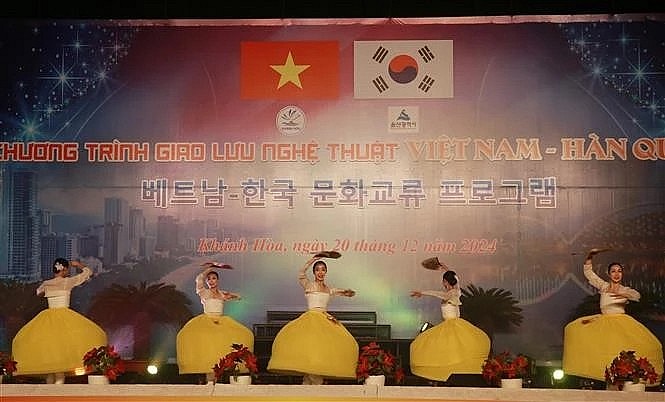 A performance at the event. (Photo: VNA)