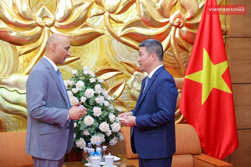 Vietnam - UAE Continue to Promote People-to-people Relations