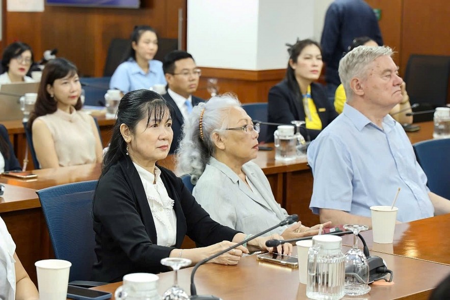 Ho Chi Minh City Propagates Laws to the Vietnamese Community Abroad