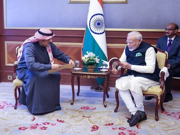 PM Modi meets President of Kuwait Heritage Society, praises works of preserving India-Kuwaiti artefacts