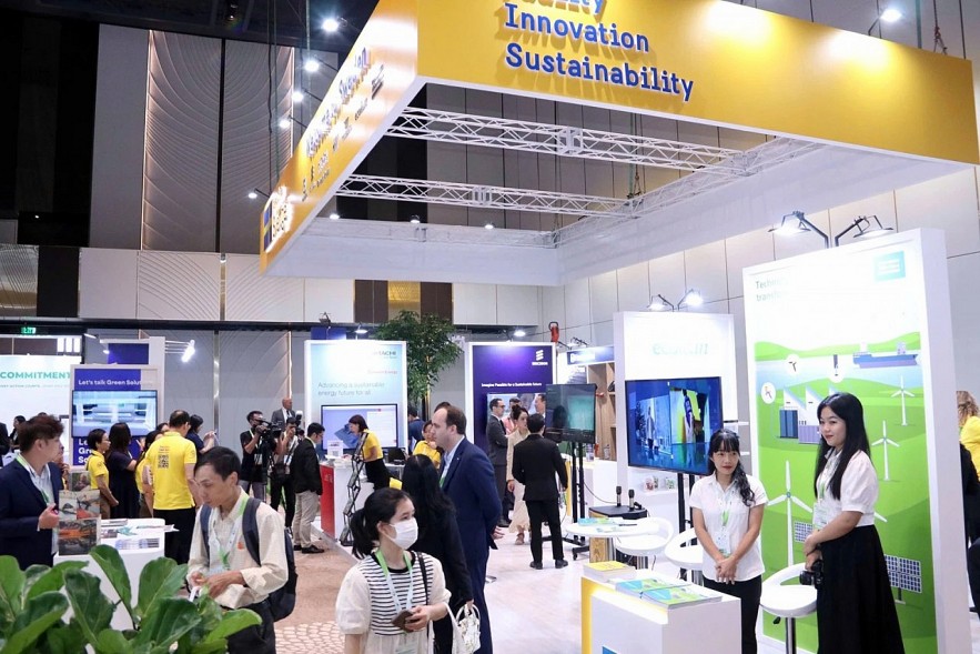 Exhibition Held to Introduce Swedish Green Solutions to Vietnamese Partners