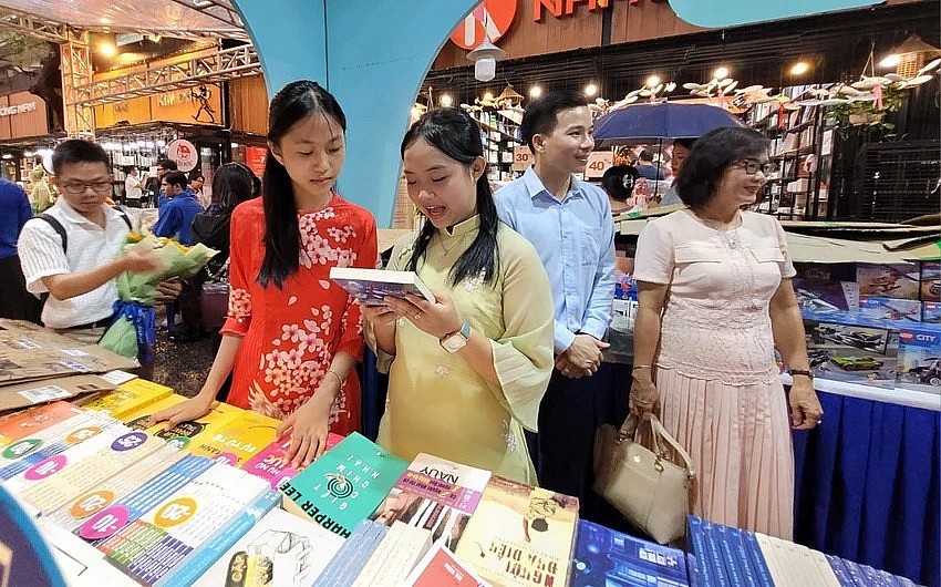 Vietnamese Children's Literature Approach Global Readers