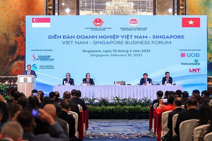 Economic Diplomacy: Solid Foundation for Elevating Vietnam-Singapore Relations