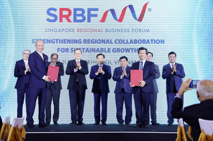 Economic Diplomacy: Solid Foundation for Elevating Vietnam-Singapore Relations