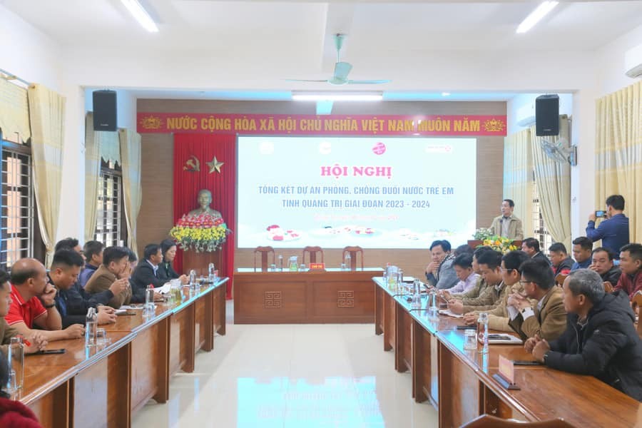 The conference aimed to evaluate the activities of the project on preventing child drowning in Quang Tri province for the 2023-2024 period and to develop an operational orientation for 2025.