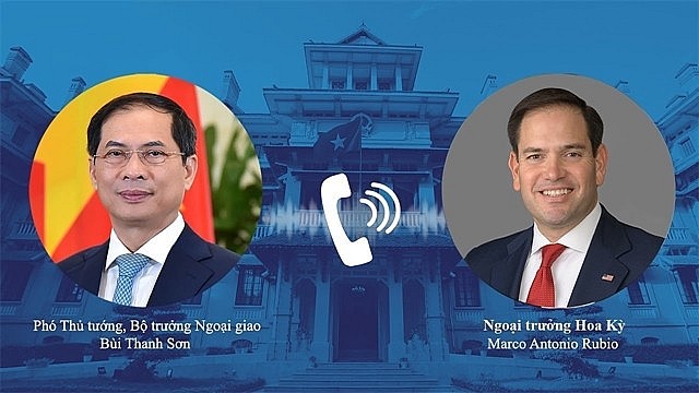 Vietnamese Deputy Prime Minister and Minister of Foreign Affairs Bùi Thanh Sơn (left) and US Secretary of State Marco Rubio have a phone talk on Friday. Photo: VNA