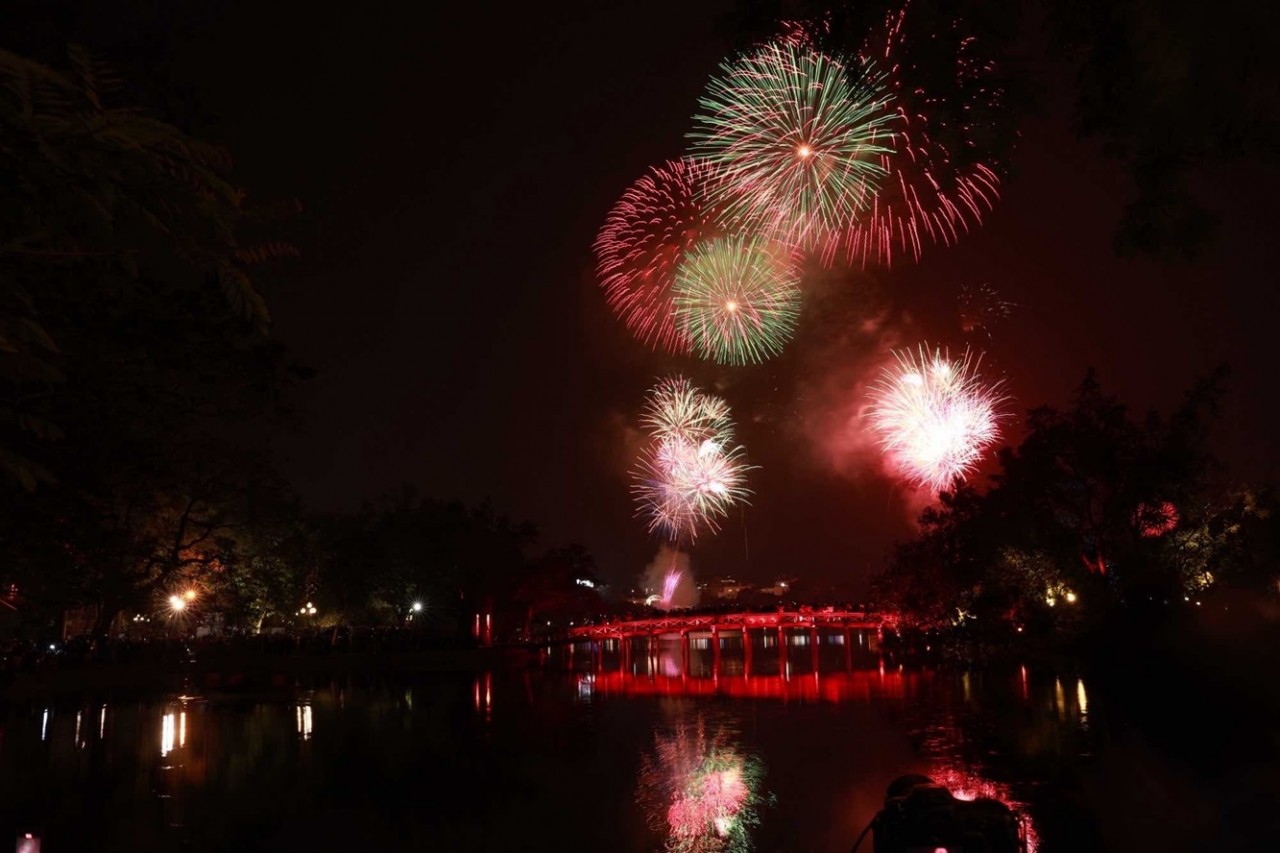 Vietnamese Across Nation Welcome Year of the Snake