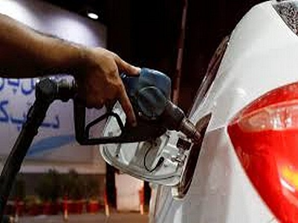 Pakistan Hikes Petrol Prices Again, Diesel to Be PKR 7 Costlier