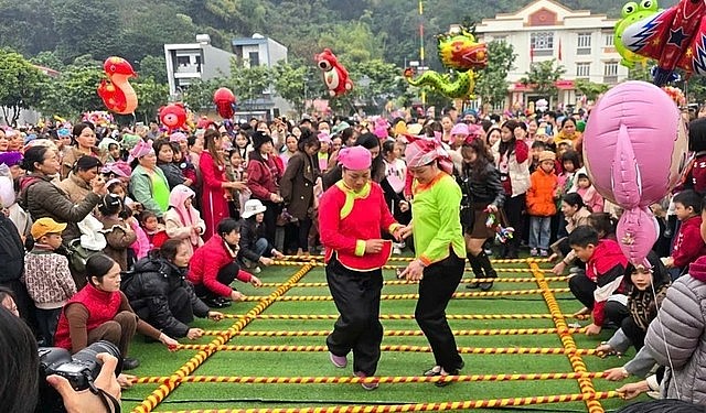 A ritual during the Down-to-the-Field Festival in Lao Cai. Photo: VNA