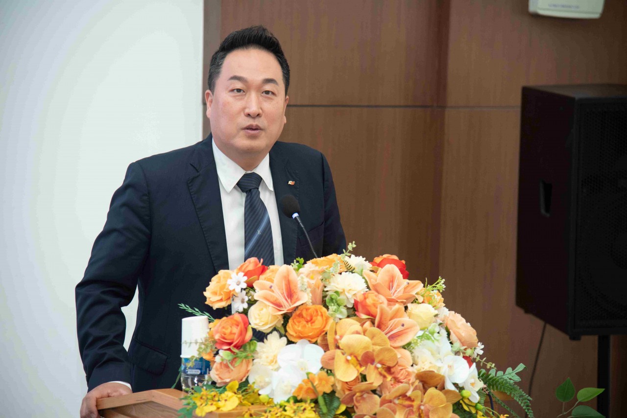 Hong Sun, Chairman of the Korean Chamber of Commerce and Industry in Vietnam (KoCham)