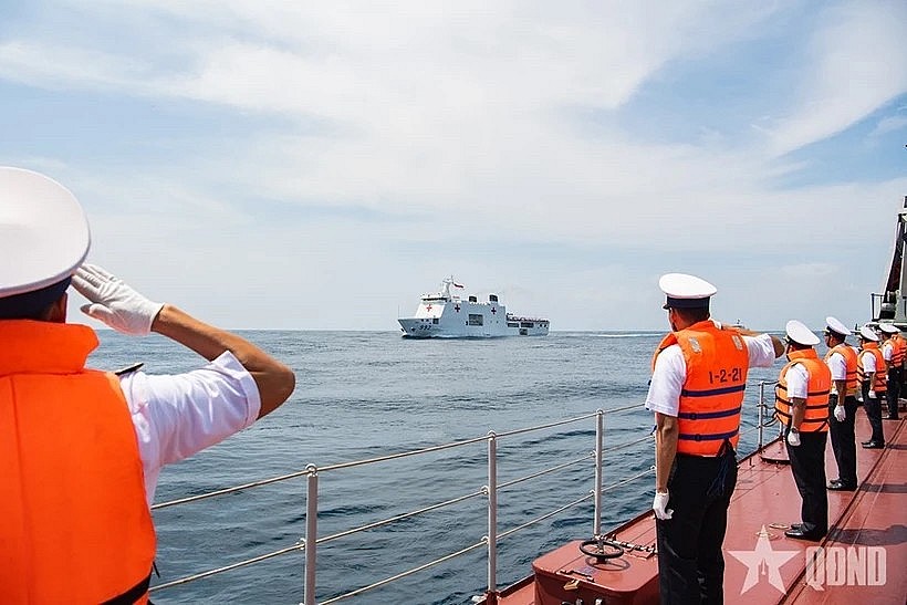 Vietnamese naval ship joins multinational exercise in Indonesia (Photo: www.qdnd.vn)