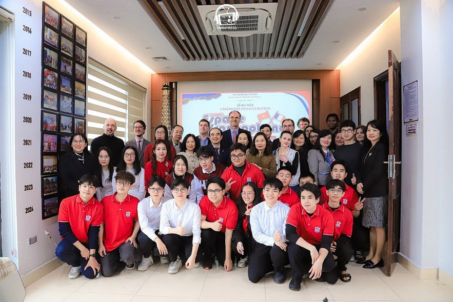 Francophone Space Launched at Hanoi Medical University